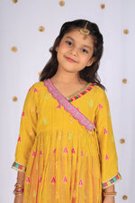 Load image into Gallery viewer, Sunehri Phool Suit Set For Girls In Mul Cotton - CuddlesClothing