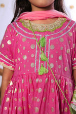 Load image into Gallery viewer, Pink Foil Print Kurta & Lime Green Pant Set for Girls - CuddlesClothing