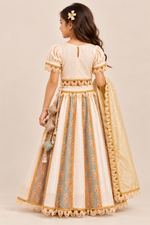 Load image into Gallery viewer, Meherbaan Chanderi Lehenga Set