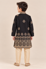 Load image into Gallery viewer, Siyah Zari Silk Kurta Set