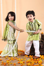 Load image into Gallery viewer, Tarang Mirror Garara Set