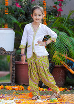 Load image into Gallery viewer, Girls' White Chikankari Kurta & Green Leheriya Dhoti Set - CuddlesClothing