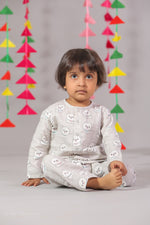 Load image into Gallery viewer, Kids Muslin Nightsuit with Cat Print - CuddlesClothing