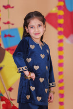 Load image into Gallery viewer, Girls Velvet Kurta and Pant Set - Embroidered Hearts - CuddlesClothing