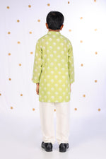 Load image into Gallery viewer, Boys' Green Printed Kurta with White Pajamas - CuddlesClothing