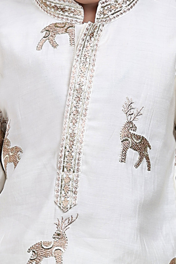Mrigvan Embroidered Kurta Pajama Set