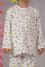 Load image into Gallery viewer, Kids White Muslin Nightsuit with Safari Animal Print - CuddlesClothing