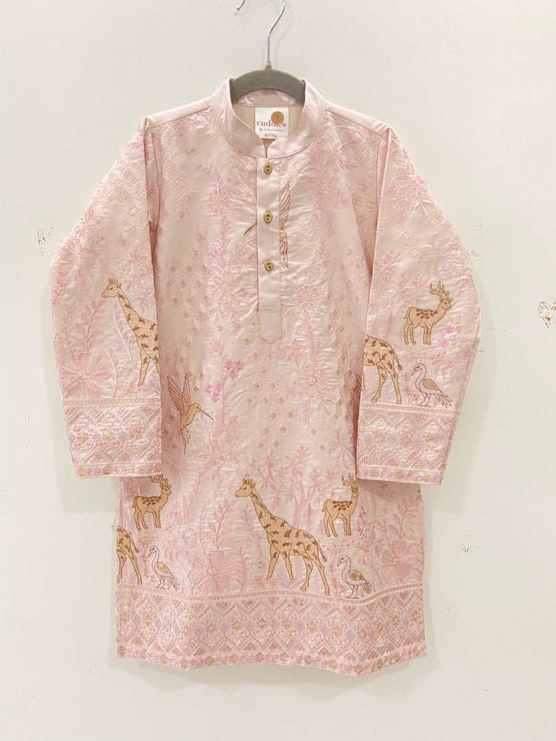 Boys' Blush Pink Kurta with Giraffe Embroidery and White Pajamas - CuddlesClothing