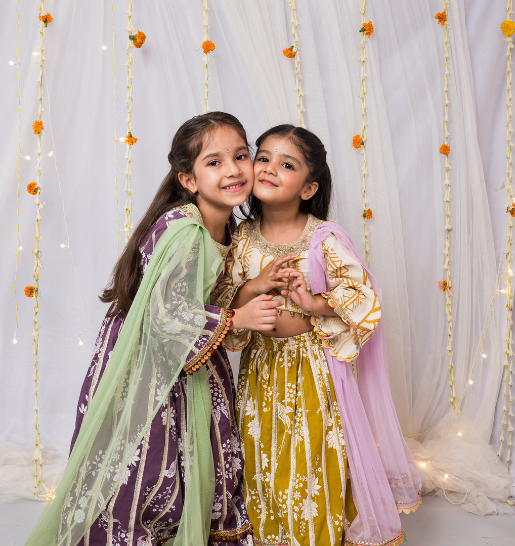 Girls Purple Floral Lehenga Choli Set - CuddlesClothing