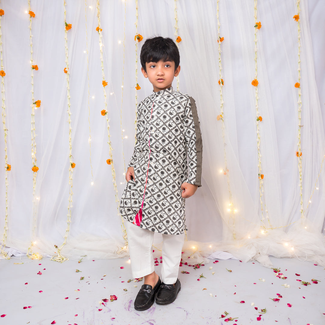 Boys Front-Open Chikankari Kurta with Pink Lehriya Accent - CuddlesClothing