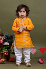 Load image into Gallery viewer, Kesar Buti Kurta Pajama Set