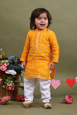 Load image into Gallery viewer, Kesar Buti Kurta Pajama Set