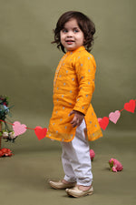 Load image into Gallery viewer, Kesar Buti Kurta Pajama Set