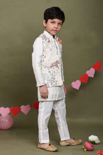Load image into Gallery viewer, Aranya Embroidered Jacket Kurta Set