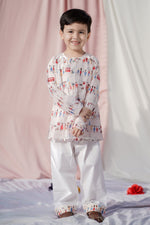 Load image into Gallery viewer, "Let’s Travel To London" Kids Nightsuit - CuddlesClothing