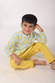 Tejas Festive Ikat Kurta Set For Boys - CuddlesClothing