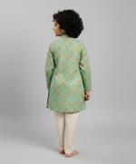 Load image into Gallery viewer, Boys Green Printed Kurta Pajama with Embroidery - CuddlesClothing