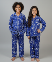 Blue Snowflake Print Kids Flannel Nightsuit - CuddlesClothing