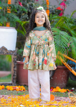 Load image into Gallery viewer, Girls Green Holi Suit with Paint Splash Embroidery - CuddlesClothing