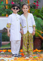 Load image into Gallery viewer, Boys' White Chikankari Kurta with Leheriya Accents - CuddlesClothing