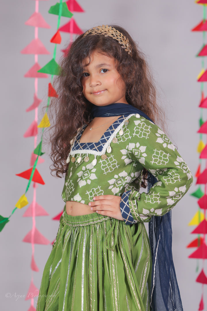 Girls Green Bandhani Print Lehanga Choli Set - CuddlesClothing