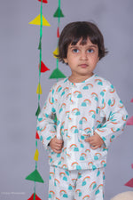 Load image into Gallery viewer, Kids White Muslin Nightsuit with Rainbow Print - CuddlesClothing