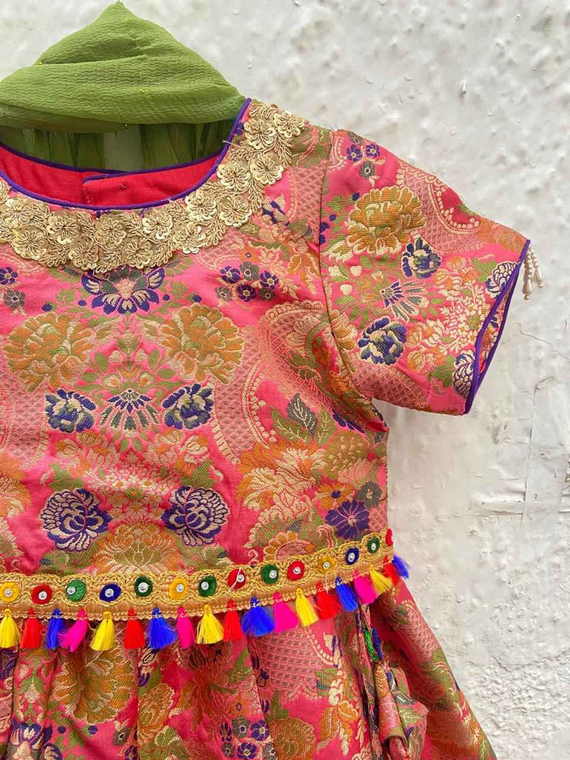 Girls Banarsi Silk Lehenga Set with Net Dupatta - CuddlesClothing