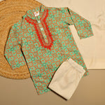 Load image into Gallery viewer, Boys Green Printed Kurta Pajama with Embroidery - CuddlesClothing