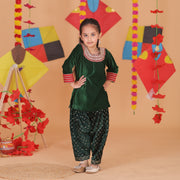 Girls Green Embroidered Neckline Kurta Salwar Set - CuddlesClothing