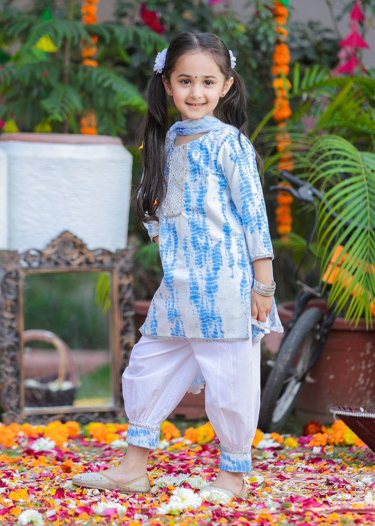 Blue Tie-Dye Girls' Kurta Set with Salwar - CuddlesClothing
