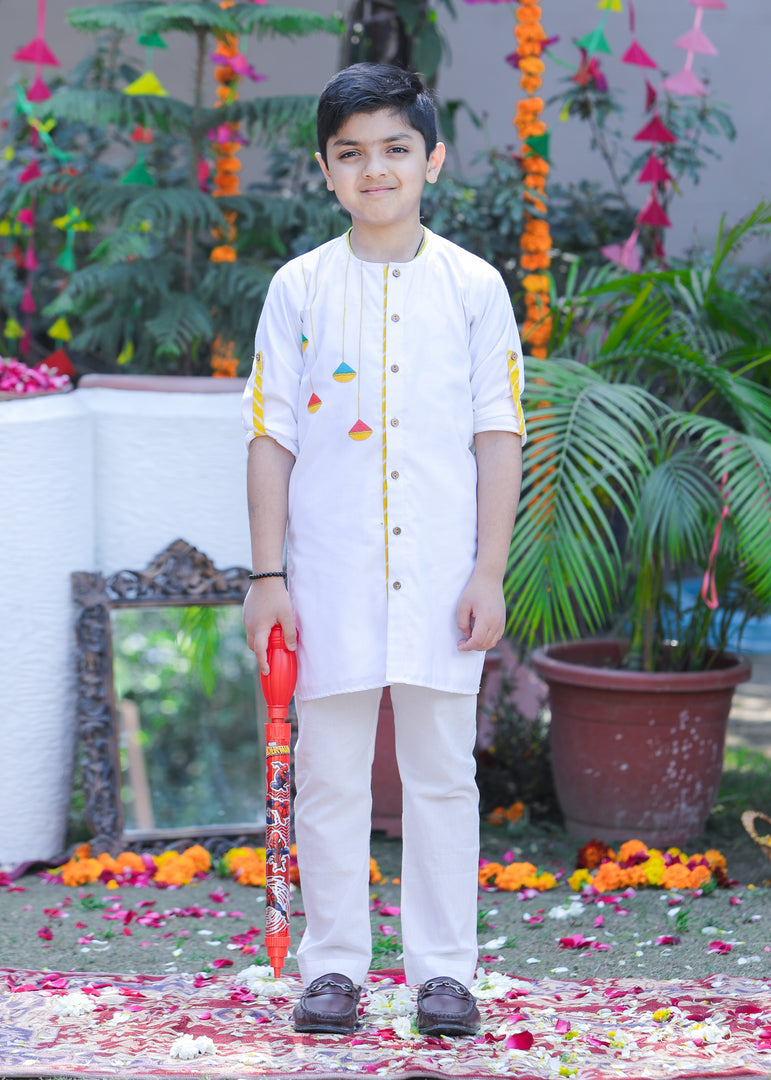 Boys White Embroidered Holi Kurta Pajama Set - CuddlesClothing