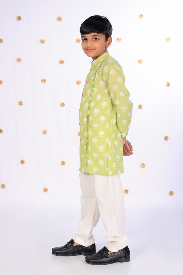 Boys' Green Printed Kurta with White Pajamas - CuddlesClothing