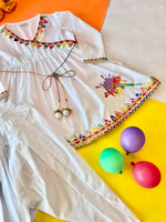 Load image into Gallery viewer, Girls White Frock Style Kurta Set - CuddlesClothing