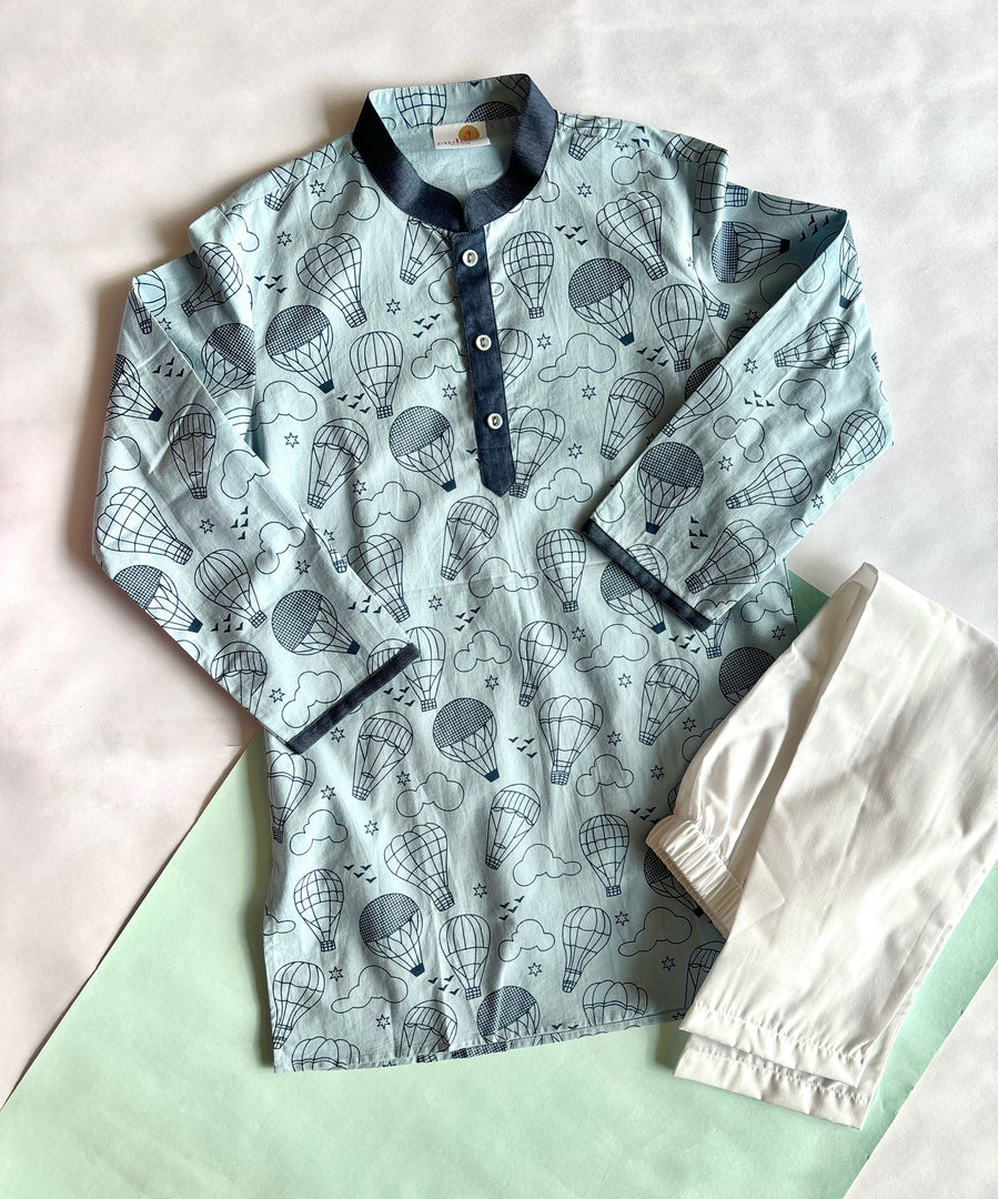 Boys Light Blue Hot Air Balloon Print Kurta Set - CuddlesClothing