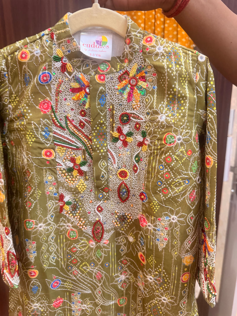 Aarav Olive Handwork Muslin Kurta Set