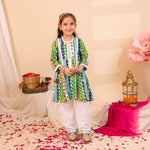 Load image into Gallery viewer, Girls' Green Printed Kurta Set with Lace Details - CuddlesClothing